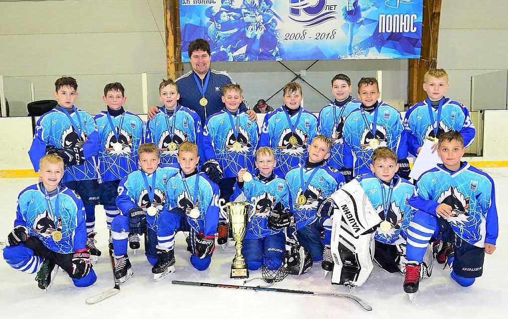 «Полюс-2010» одержал победу в юношеской хоккейной лиге